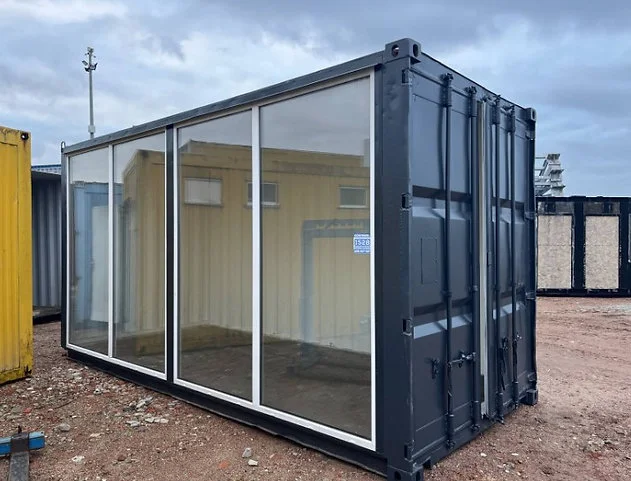 20 Pied HC avec Vitrine