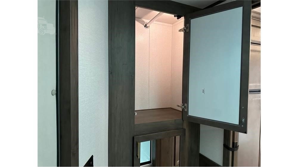 Remorques 3 chevaux LQ Featherlite 2023 – Image 28