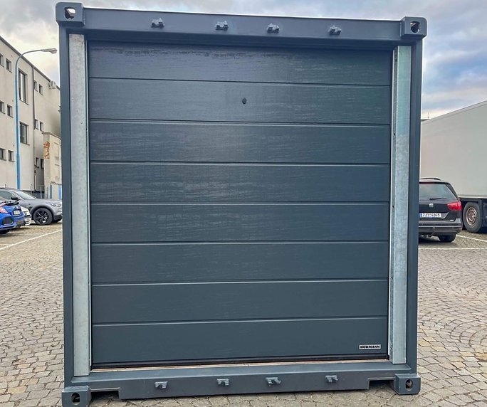 Conteneur maritime 20′ IICL6 avec porte sectionnelle motorisée – Image 10